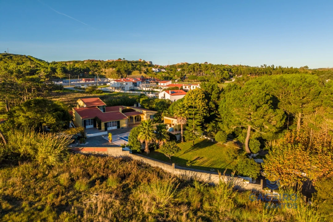 Moradia T5 para Venda em São Martinho do Porto Foto 58