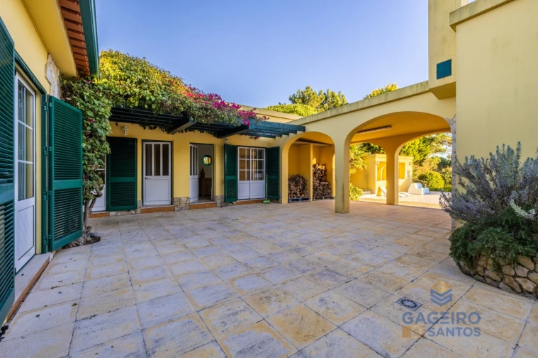 Moradia T5 para Venda em São Martinho do Porto Foto 30