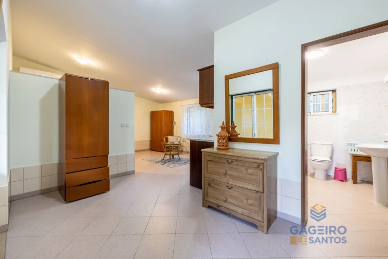 Moradia T5 para Venda em São Martinho do Porto Foto 34