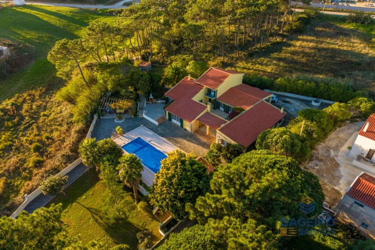 Moradia T5 para Venda em São Martinho do Porto Foto 59