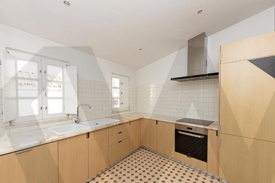 Apartamento T3 para Arrendamento em Évora (São Mamede, Sé, São Pedro e Santo Antão) Foto 1