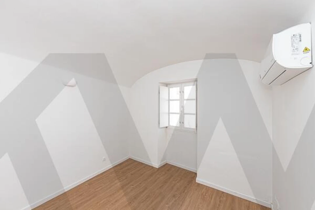 Apartamento T3 para Arrendamento em Évora (São Mamede, Sé, São Pedro e Santo Antão) Foto 9