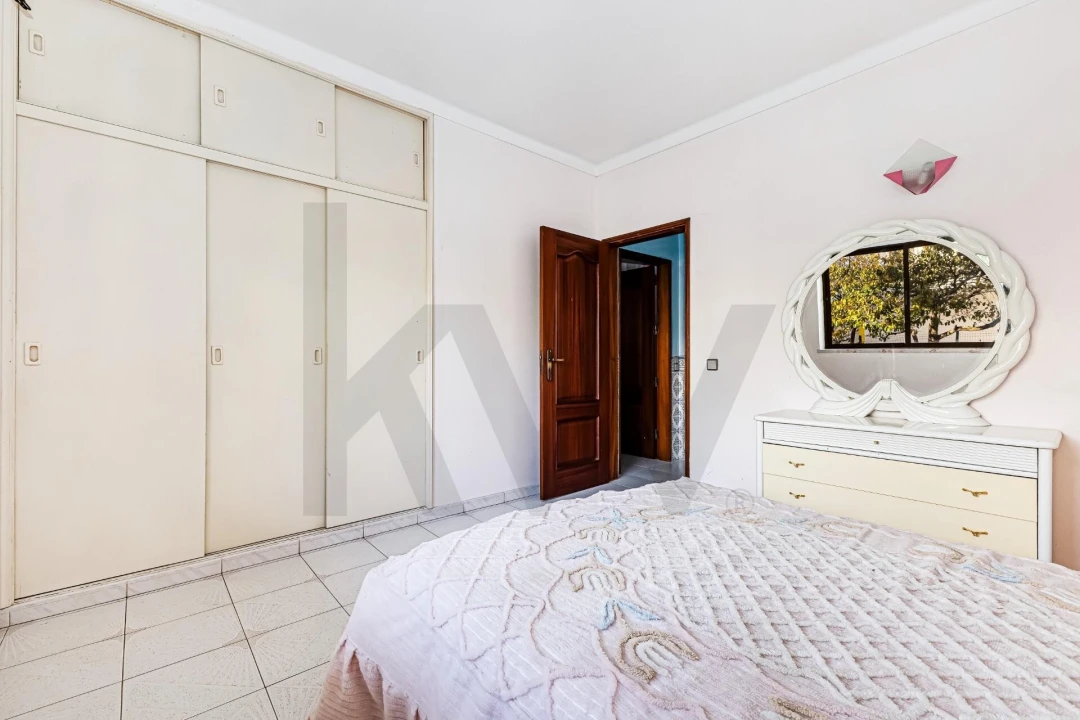 Moradia T5 para Venda em Portimão Foto 13