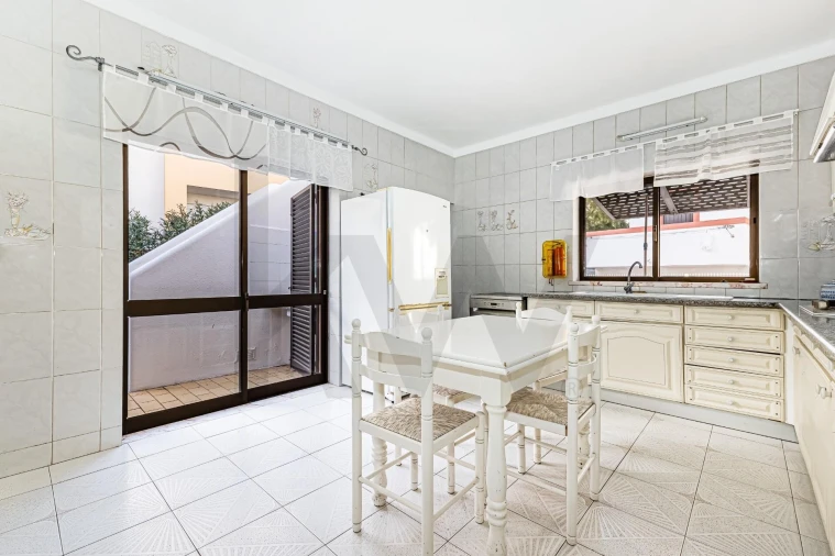 Moradia T5 para Venda em Portimão Foto 20