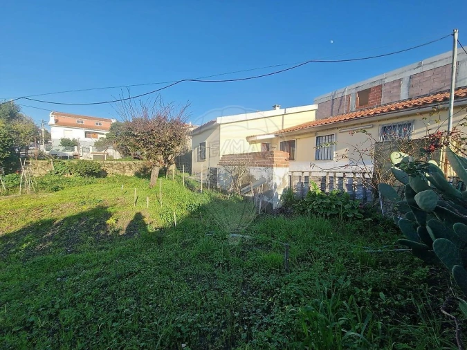 Terreno para Venda em São Domingos de Rana Foto 3