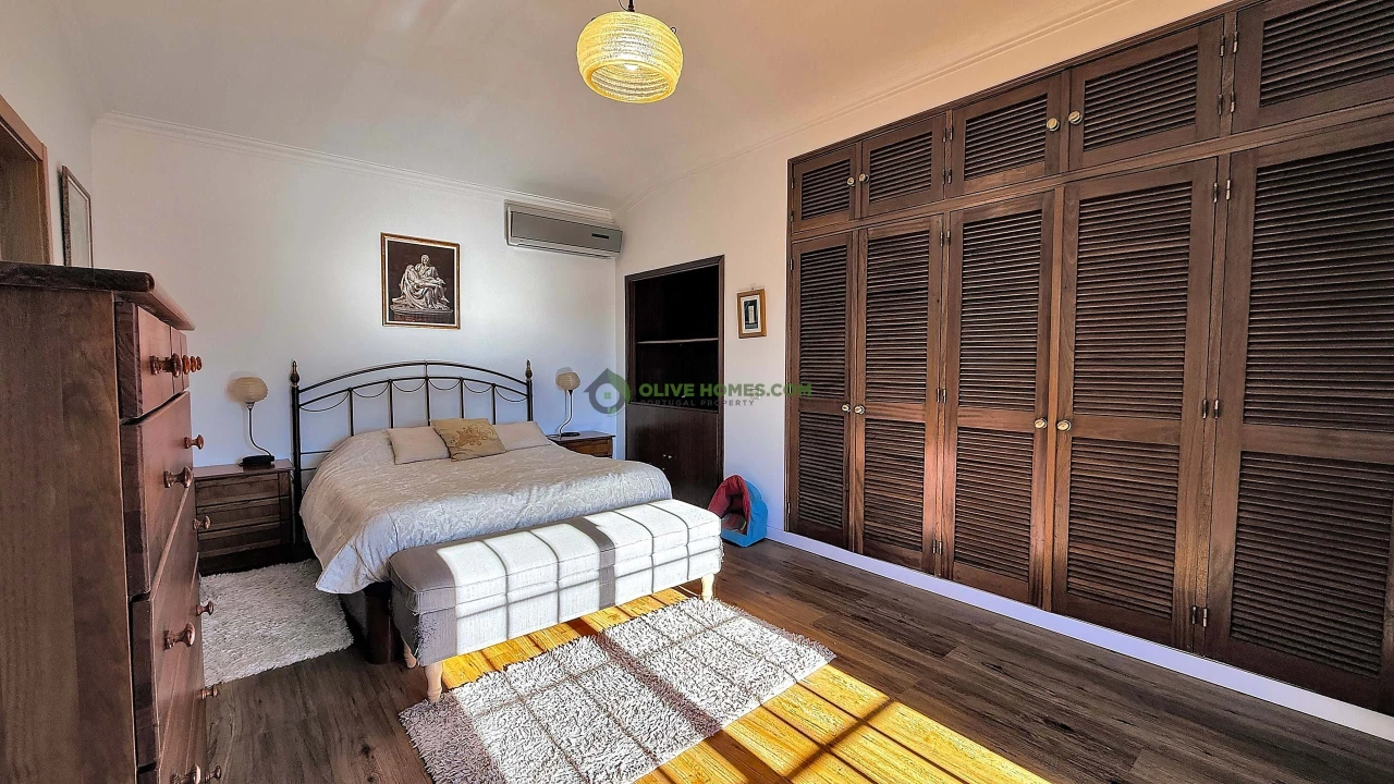 Moradia T5 para Venda em Loule (São Clemente) Foto 6