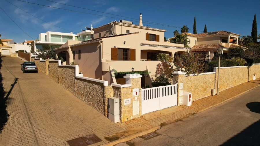 Moradia T5 para Venda em Loule (São Clemente) Foto 12