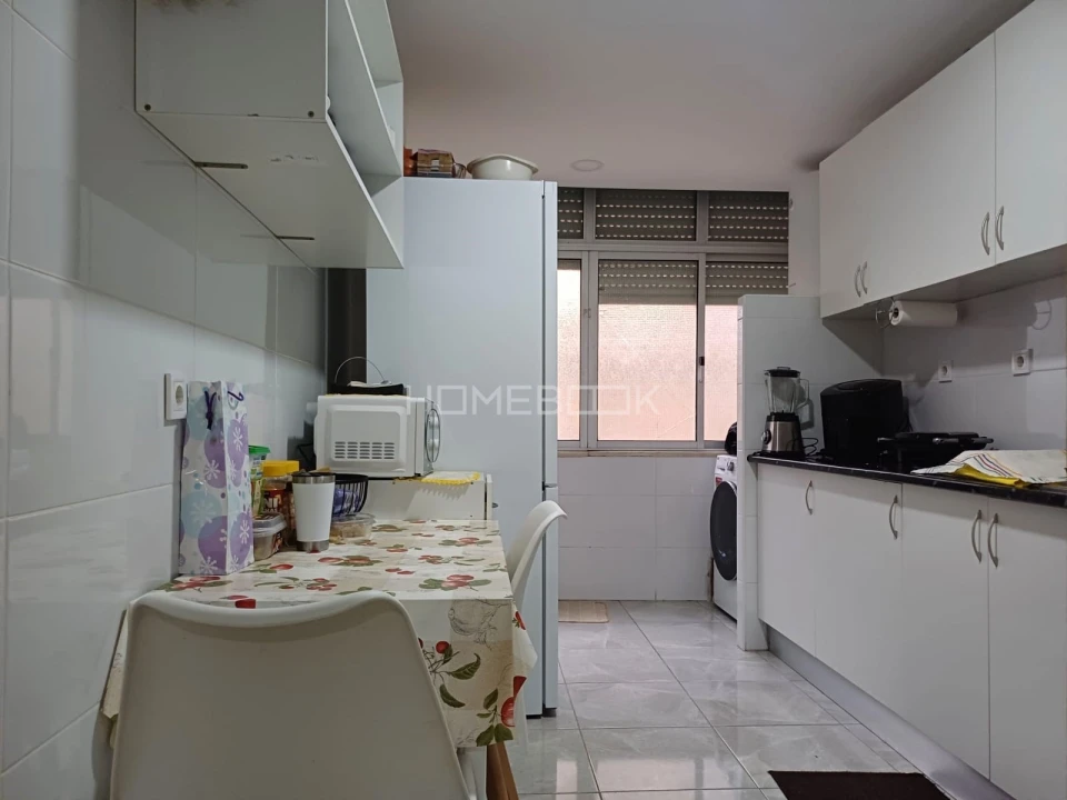 Apartamento T2 para Venda em Barreiro e Lavradio Foto 4