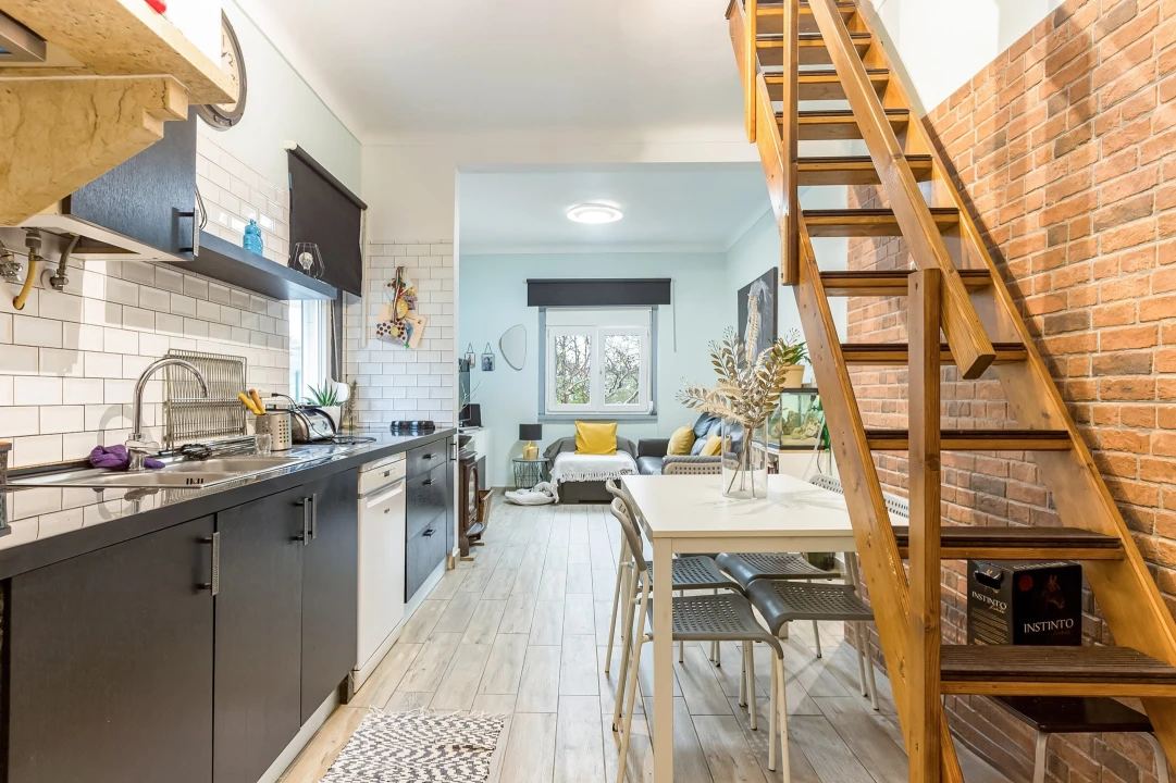 Moradia T2 para Venda em Ramada e Caneças Foto 7