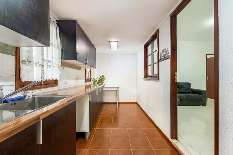 Moradia T2 para Venda em Ramada e Caneças Foto 25