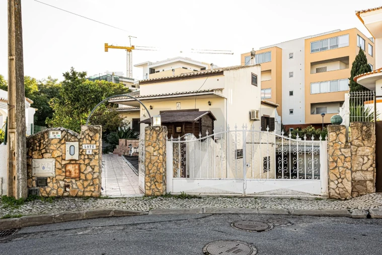 Moradia T5 para Venda em Portimão