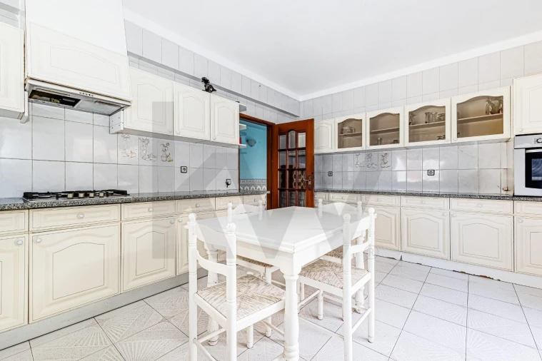 Moradia T5 para Venda em Portimão Foto 21