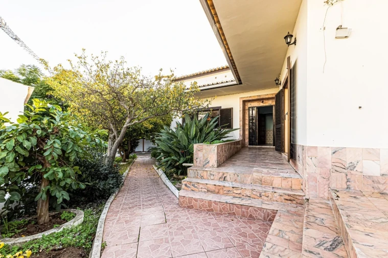 Moradia T5 para Venda em Portimão Foto 3