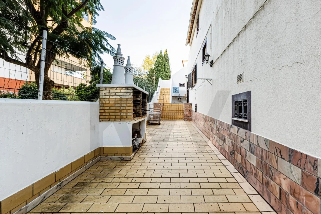 Moradia T5 para Venda em Portimão Foto 39