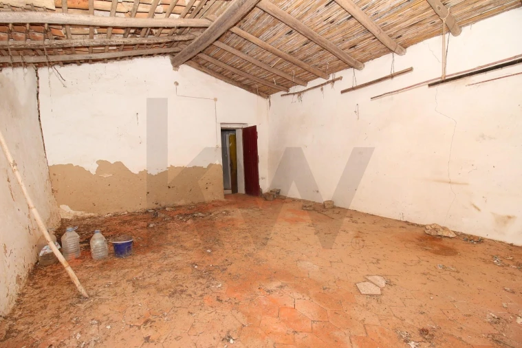 Moradia T4 para Venda em São Marcos da Serra Foto 15