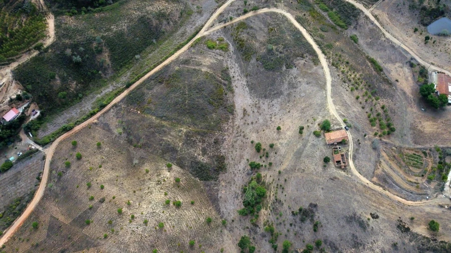 Moradia T4 para Venda em São Marcos da Serra Foto 23