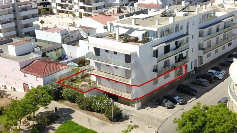 Apartamento T4 para Venda em Portimão