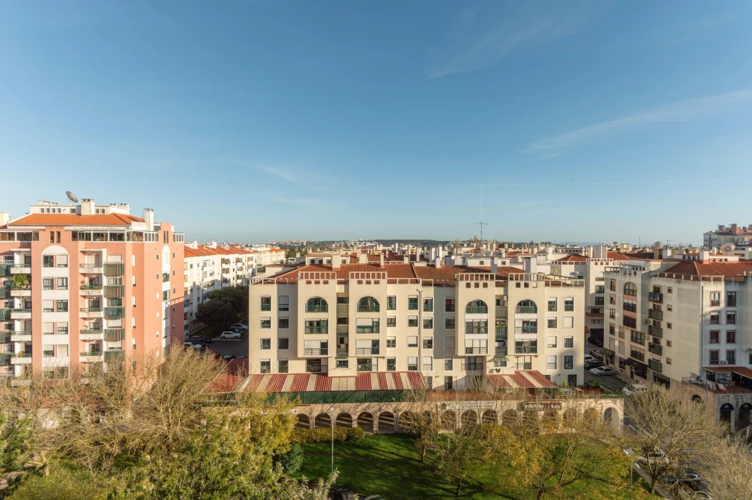 Apartamento T2 para Venda em Massamá e Monte Abraão Foto 4