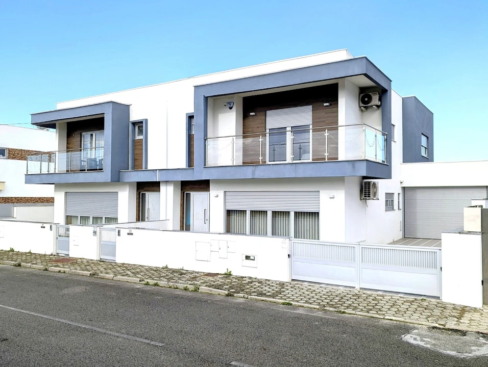 Moradia T4 para Venda em Vagos e Santo António Foto 1