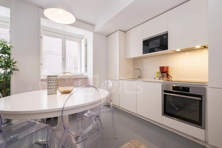 Apartamento T2 para Venda em Arroios Foto 18