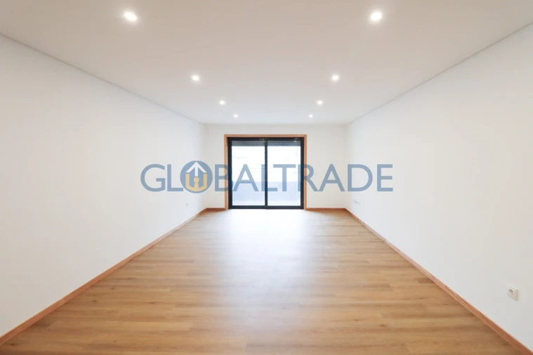 Apartamento T3 para Venda em Rio Tinto Foto 3