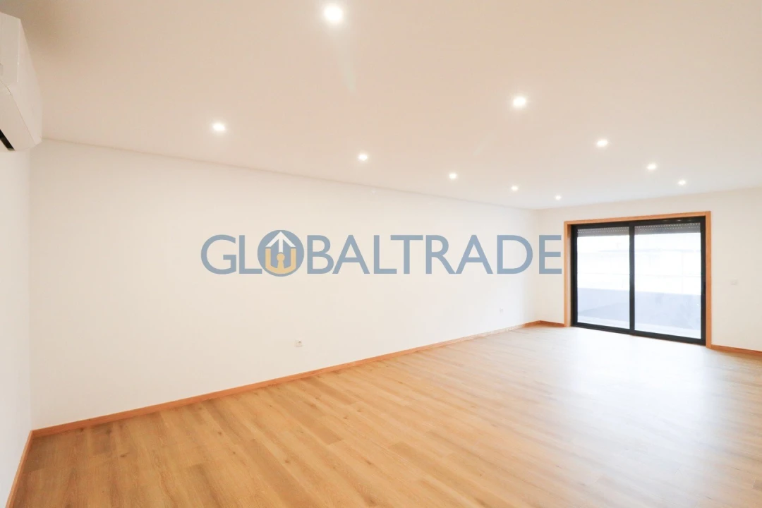 Apartamento T3 para Venda em Rio Tinto Foto 2