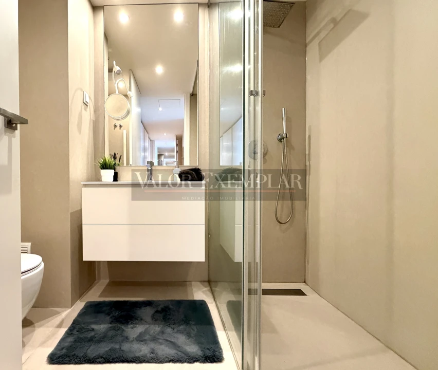 Apartamento T4 para Venda em Alcochete Foto 16