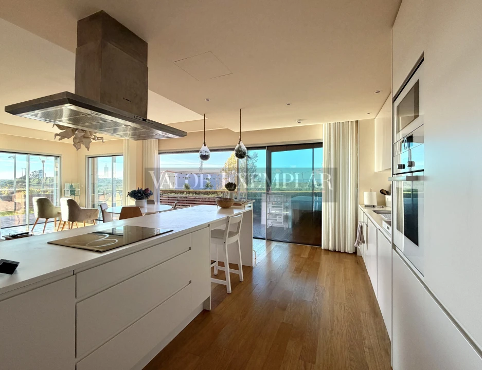 Apartamento T4 para Venda em Alcochete Foto 8