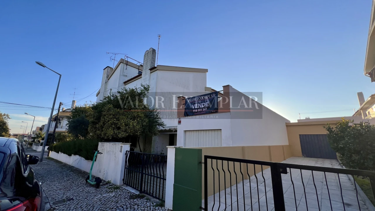 Moradia T4 para Venda em Montijo e Afonsoeiro Foto 7