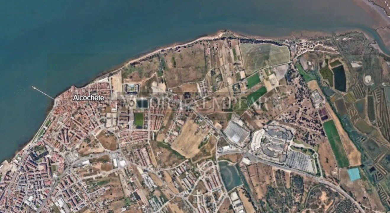 Quinta T0 para Venda em Alcochete Foto 1