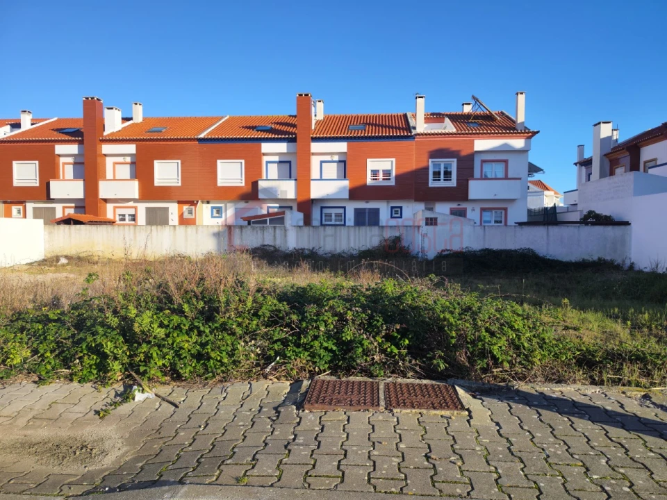 Terreno para Venda em Peniche Foto 3