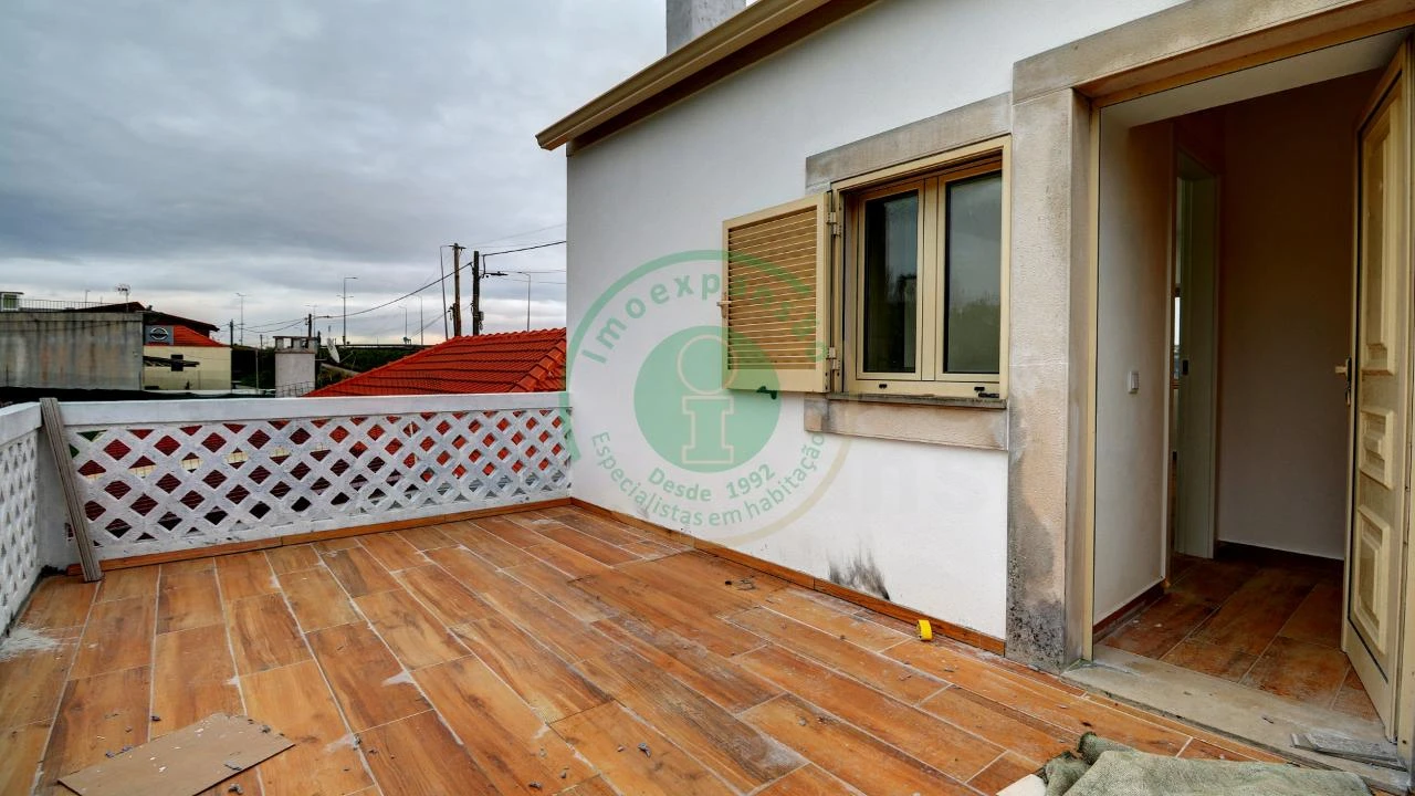 Moradia T2 para Arrendamento em Vila Verde Foto 1