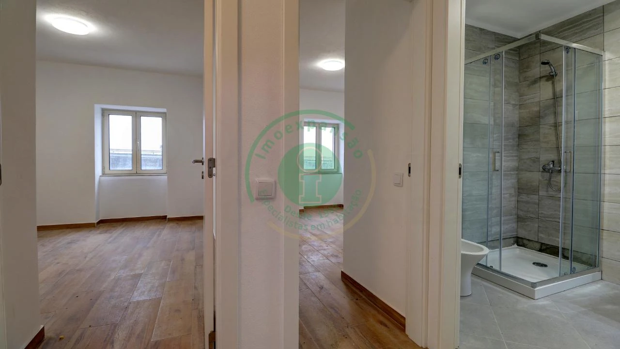 Moradia T2 para Arrendamento em Vila Verde Foto 10