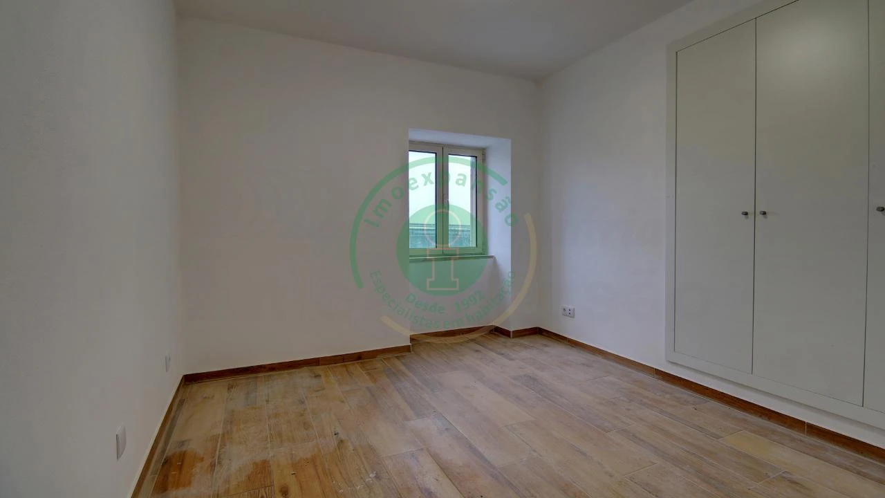 Moradia T2 para Arrendamento em Vila Verde Foto 13