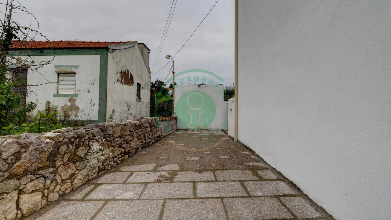 Moradia T2 para Arrendamento em Vila Verde Foto 16