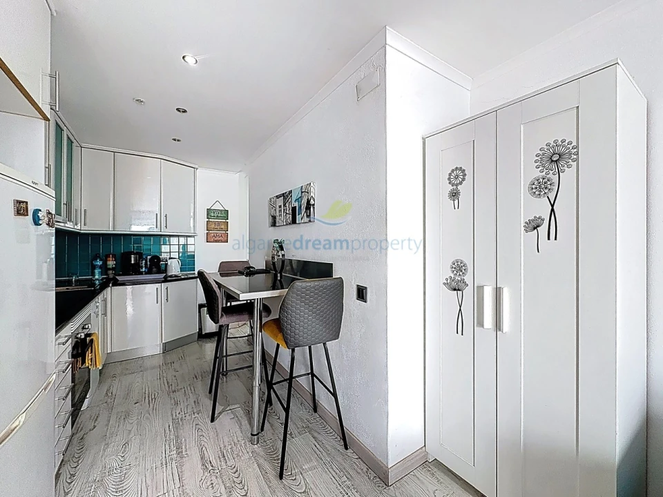 Apartamento T1 para Venda em Albufeira e Olhos de Água Foto 10