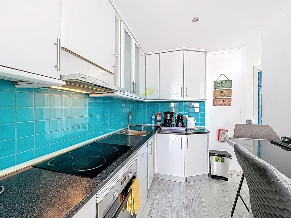 Apartamento T1 para Venda em Albufeira e Olhos de Água Foto 12