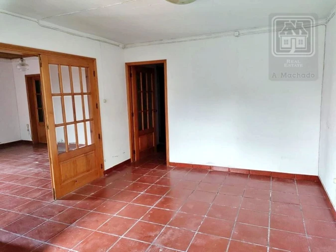 Moradia T4 para Venda em Santo Antonio Foto 7