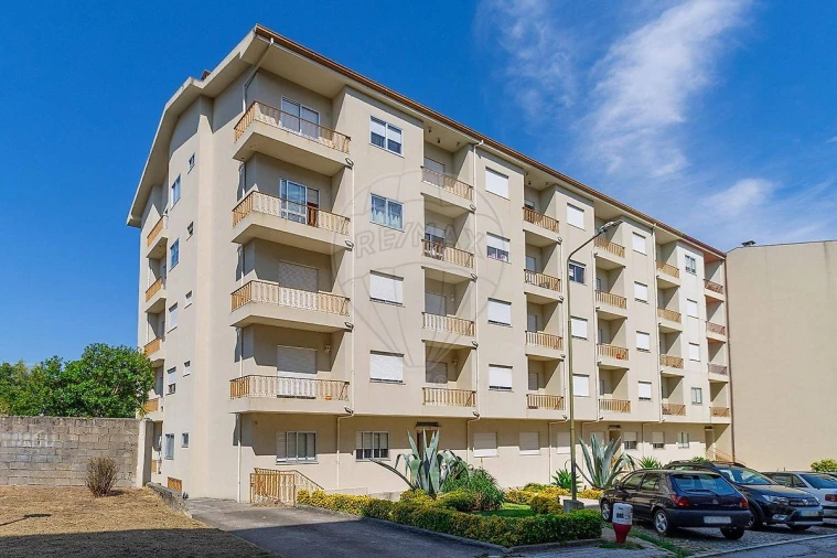 Apartamento T3 para Venda em Gondomar (São Cosme), Valbom e Jovim Foto 2