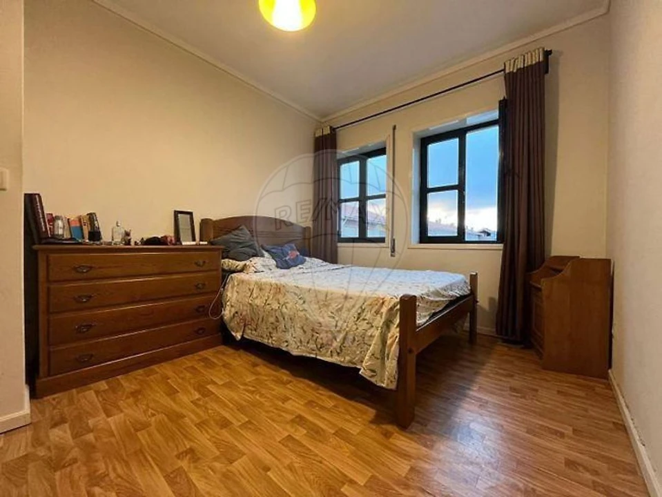 Apartamento T2 para Arrendamento em Glória e Vera Cruz Foto 7