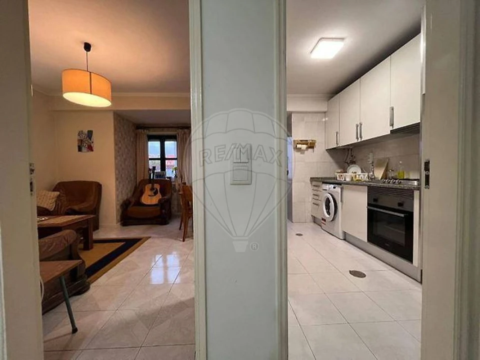 Apartamento T2 para Arrendamento em Glória e Vera Cruz Foto 2