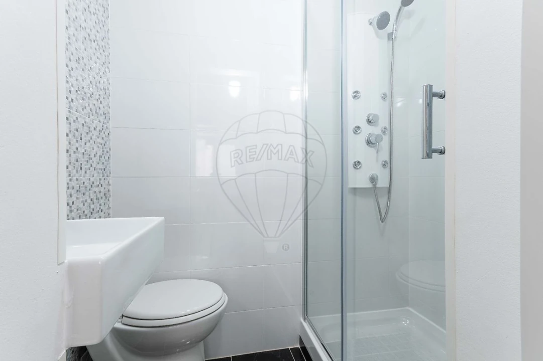 Apartamento T2 para Venda em Cacém e São Marcos Foto 16