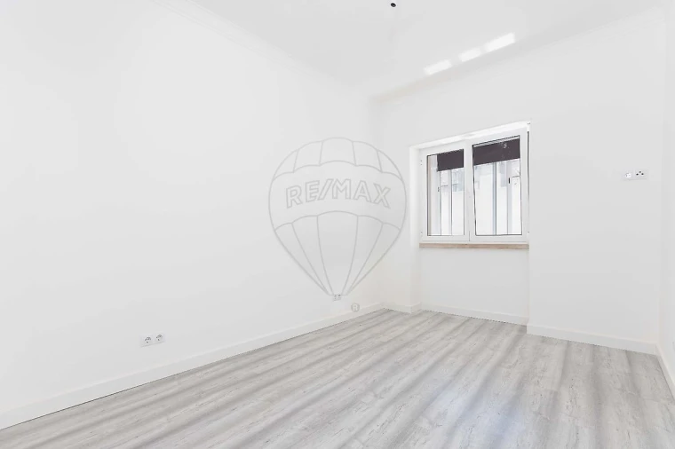 Apartamento T2 para Venda em Cacém e São Marcos Foto 14