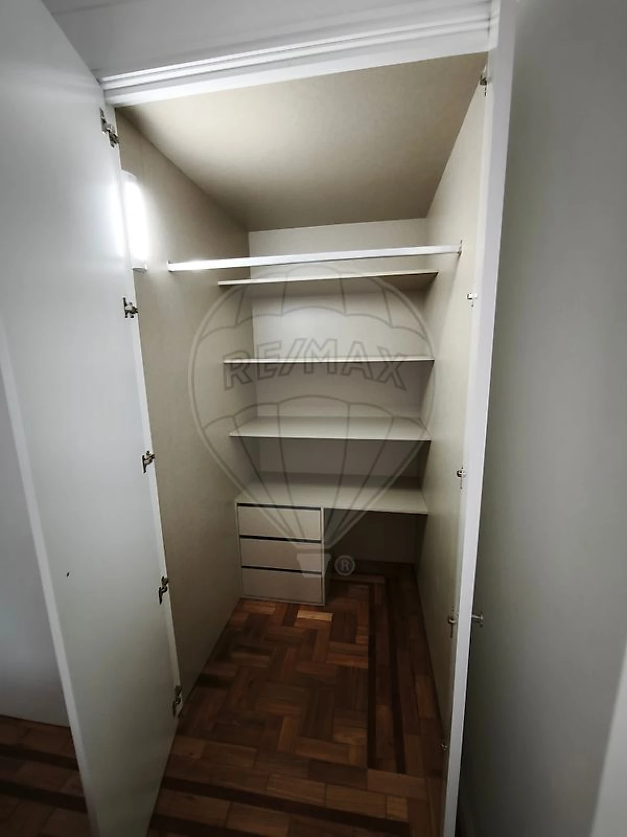 Moradia T3 para Arrendamento em Arrifana Foto 14