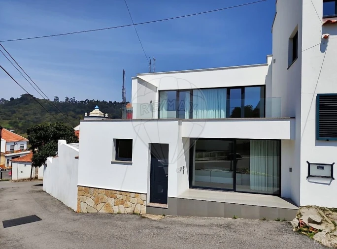 Armazém para Venda em Aveiras de Baixo Foto 2