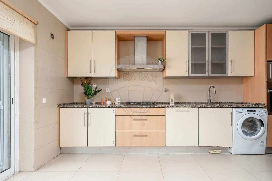 Apartamento T2 para Venda em São Francisco Foto 2