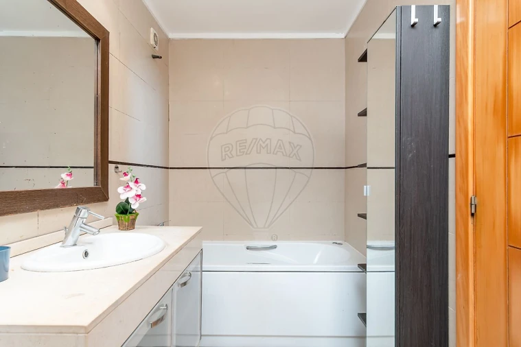 Apartamento T2 para Venda em São Francisco Foto 10