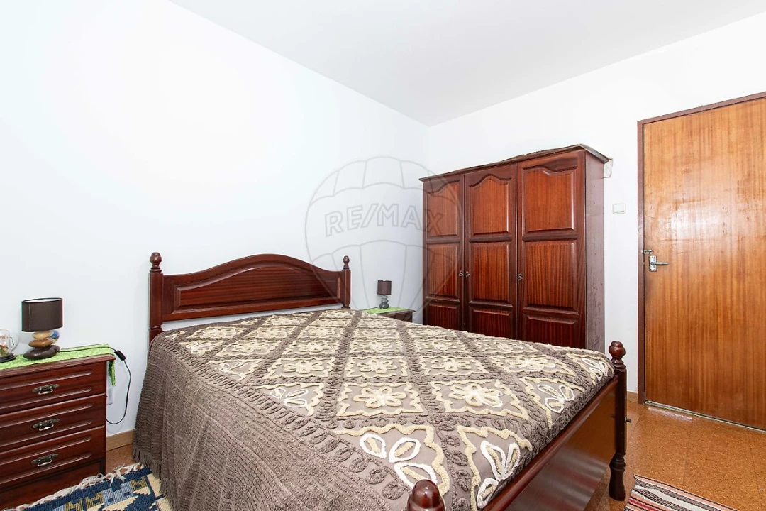 Apartamento T3 para Venda em Vialonga Foto 12