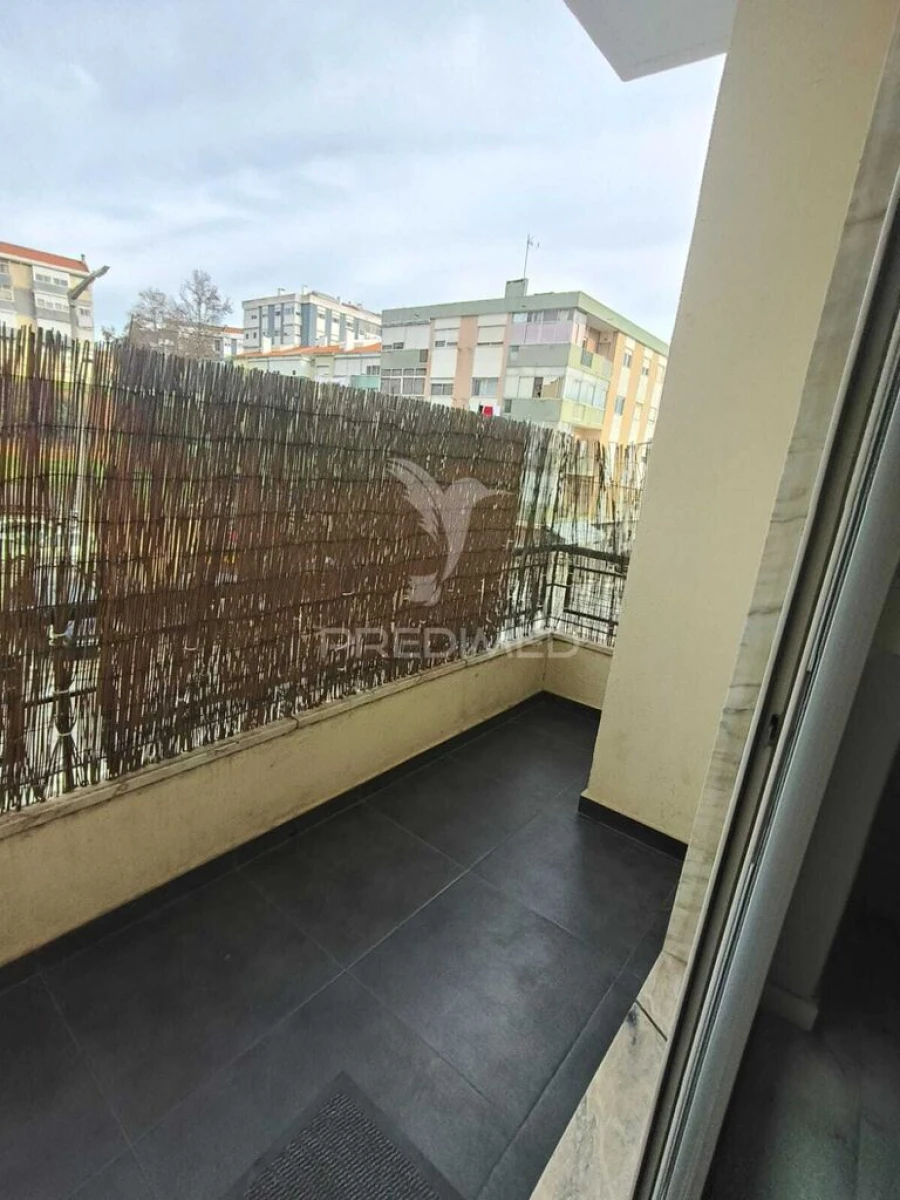 Apartamento T2 para Venda em Amora Foto 7