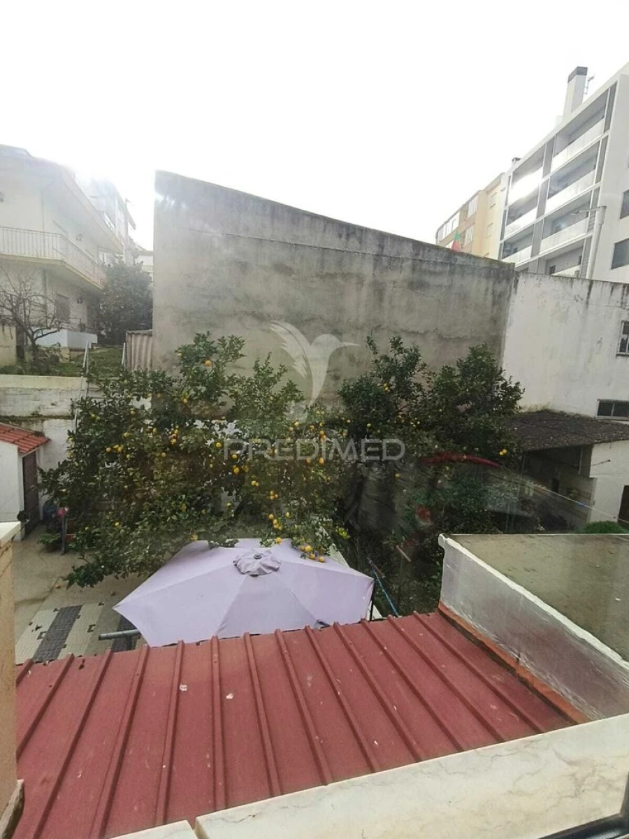 Apartamento T2 para Venda em Amora Foto 1